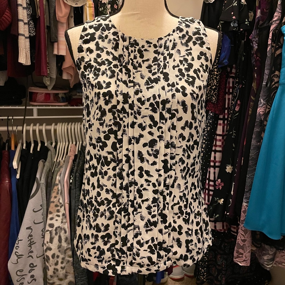 Sleeveless Blouse